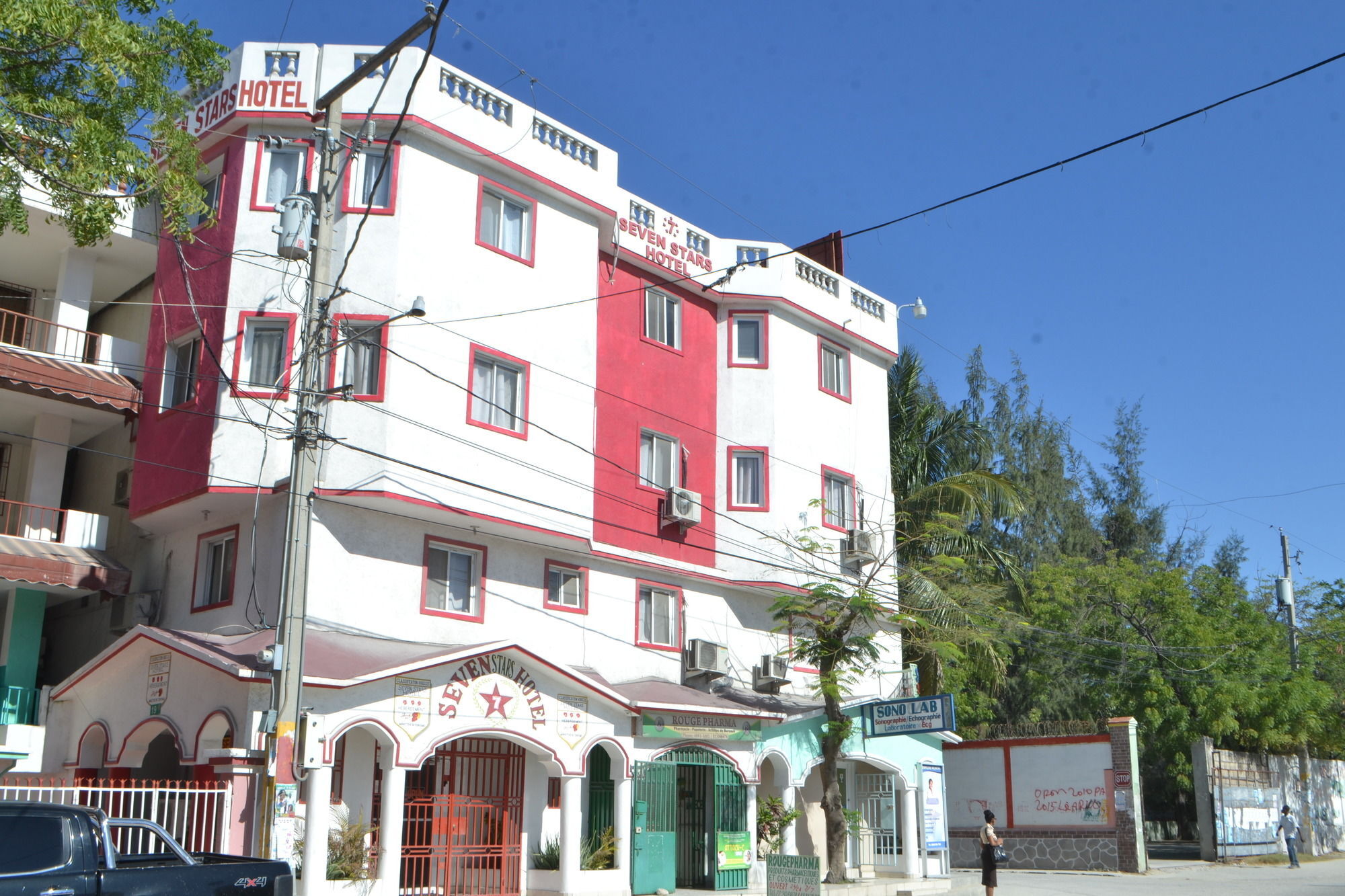 Seven Stars Hotel Musseau Dış mekan fotoğraf